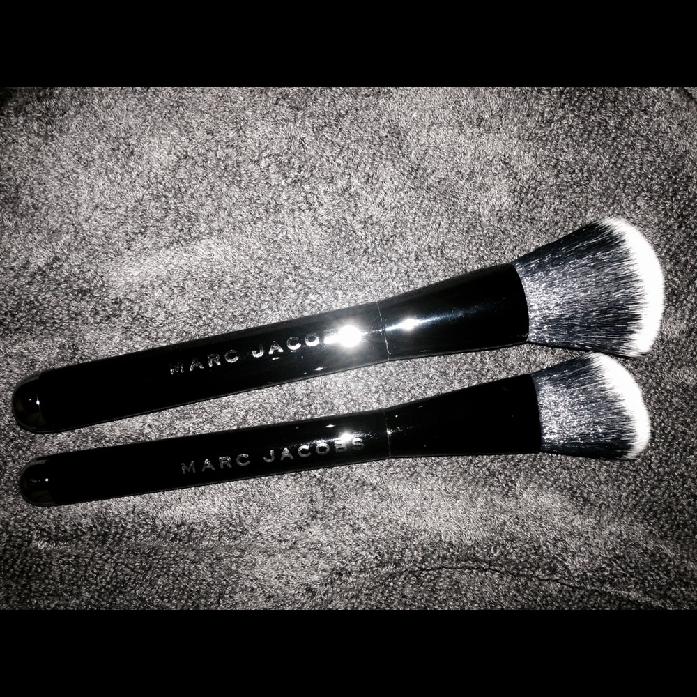 Marc Jacobs brushes